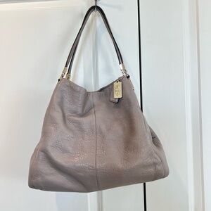 Coach Madison Phoebe leather shoulder bag in gray color